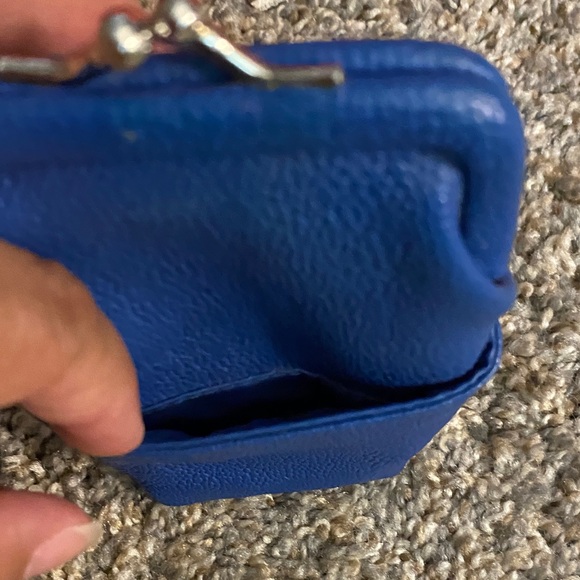Chic Blue Coin Pouch - Picture 2 of 3